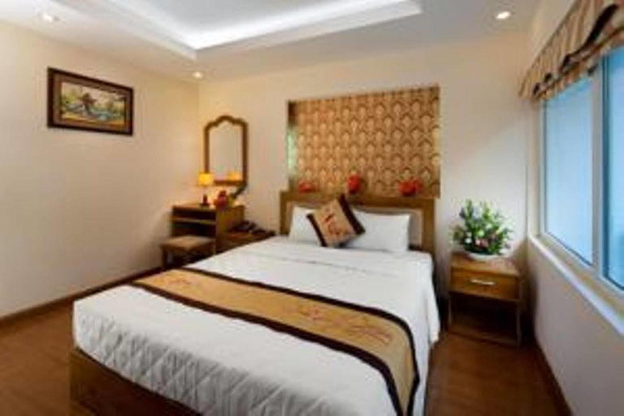 Lam Bao Long Hotel Hué Eksteriør billede